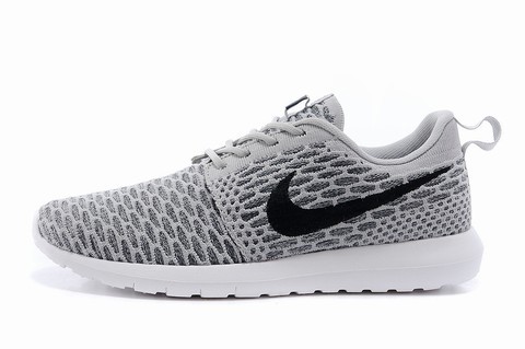 chaussure nike roshe run homme solde