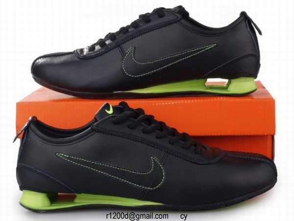 nike baskets cuir shox rivalry homme